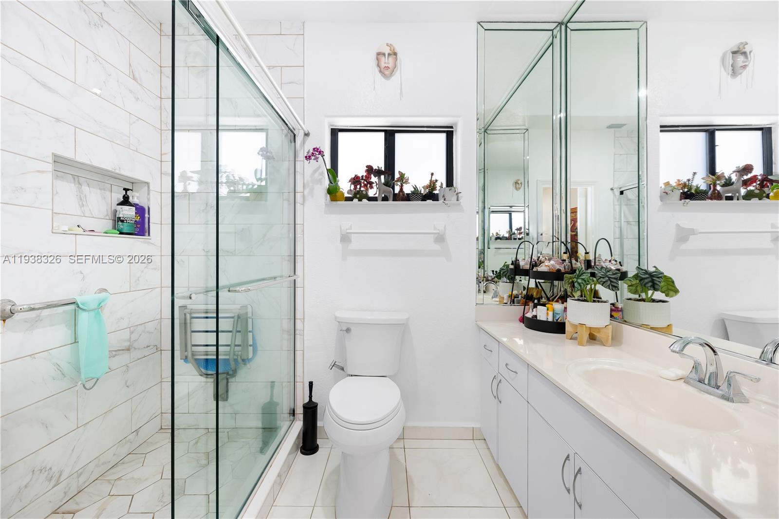 8935 NW 164th St Miami Lakes, FL 33018