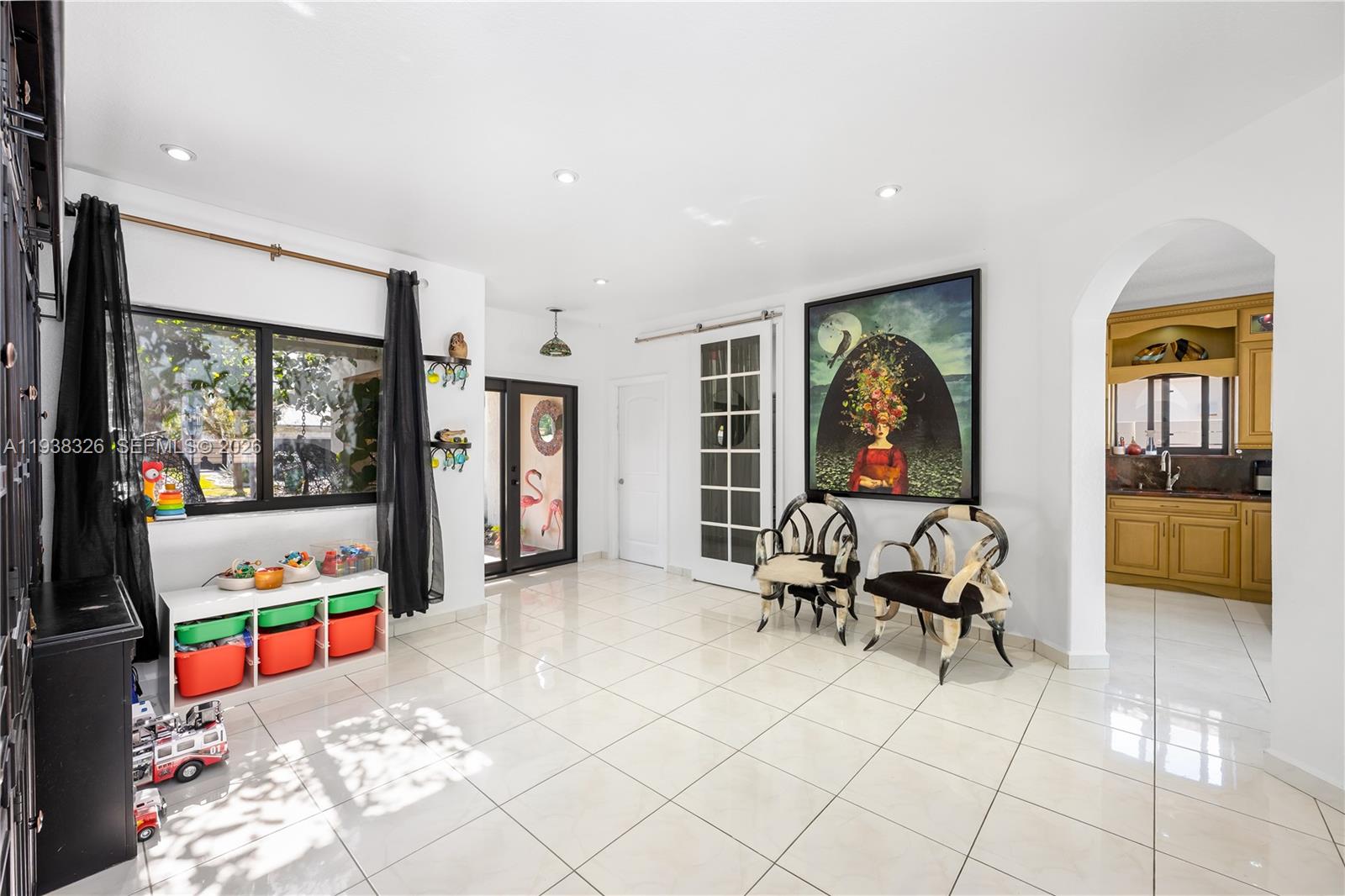 8935 NW 164th St Miami Lakes, FL 33018