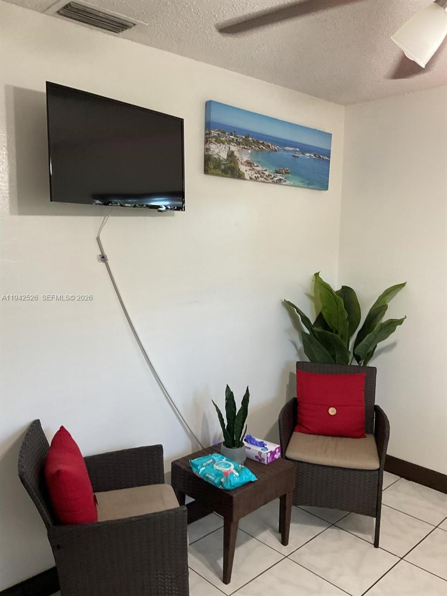 6706 Inwood North Lauderdale, FL 33068