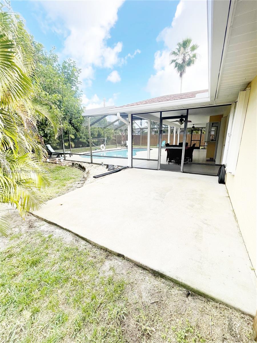 357 NE Gulfstream Ave #- Port St Lucie, FL 34983