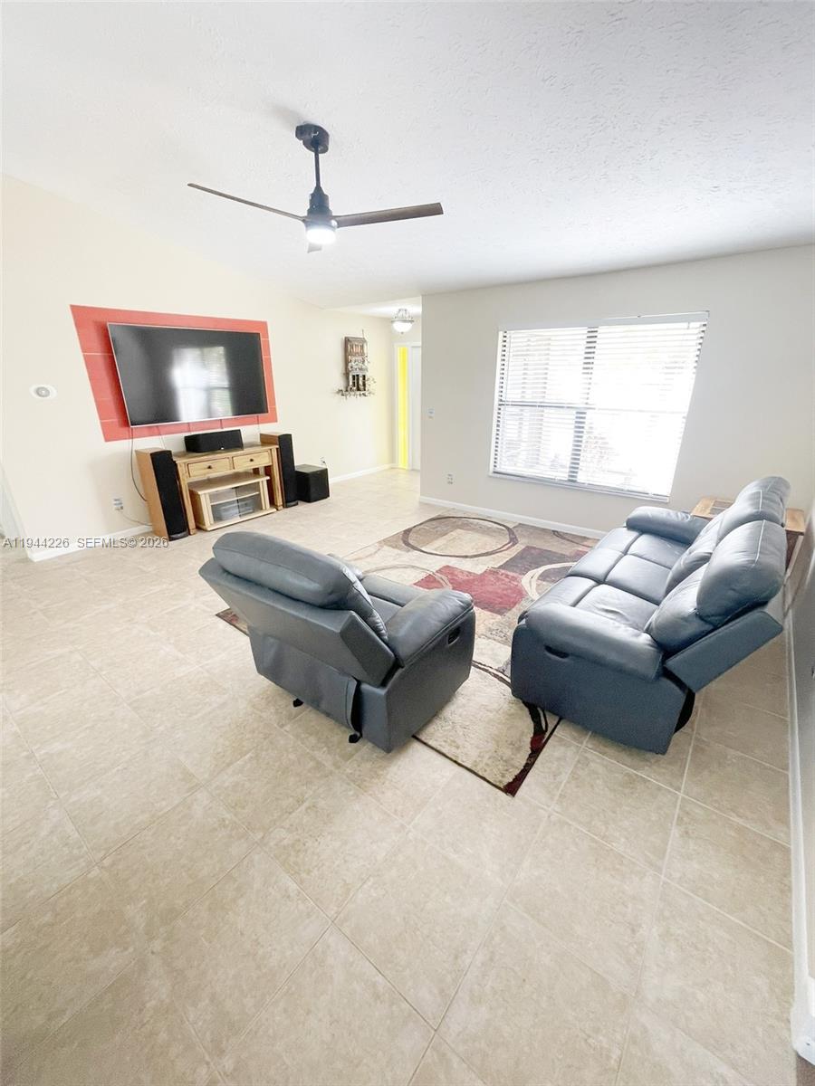 357 NE Gulfstream Ave #- Port St Lucie, FL 34983