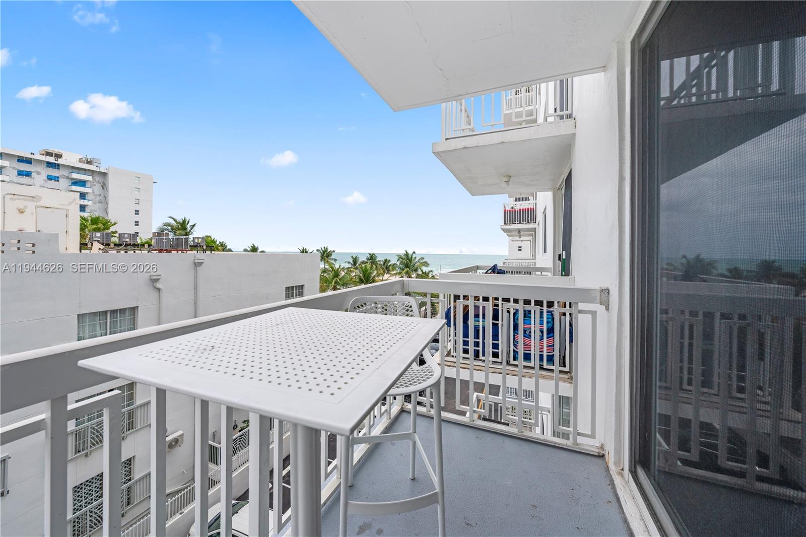 401 Ocean Dr #523 Miami Beach, FL 33139