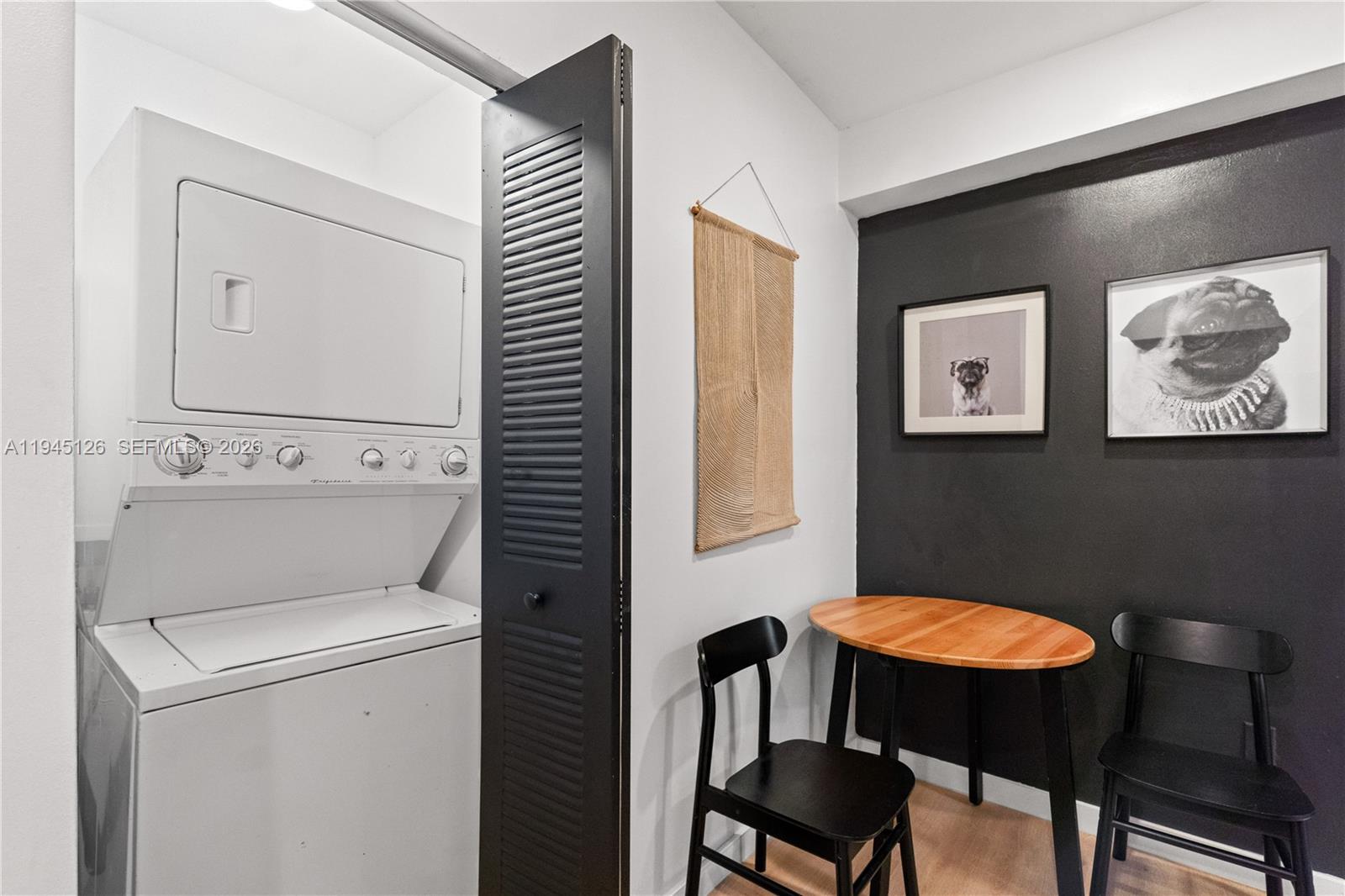 810 7th St #102 Miami Beach, FL 33139