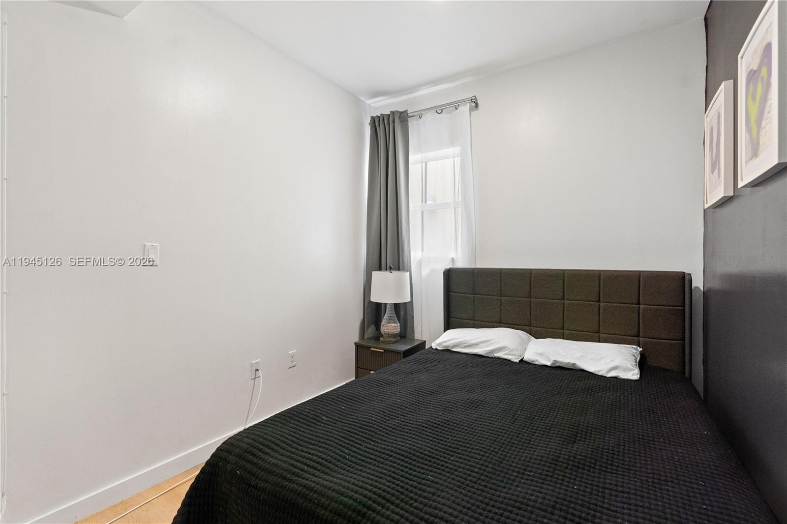 810 7th St #102 Miami Beach, FL 33139