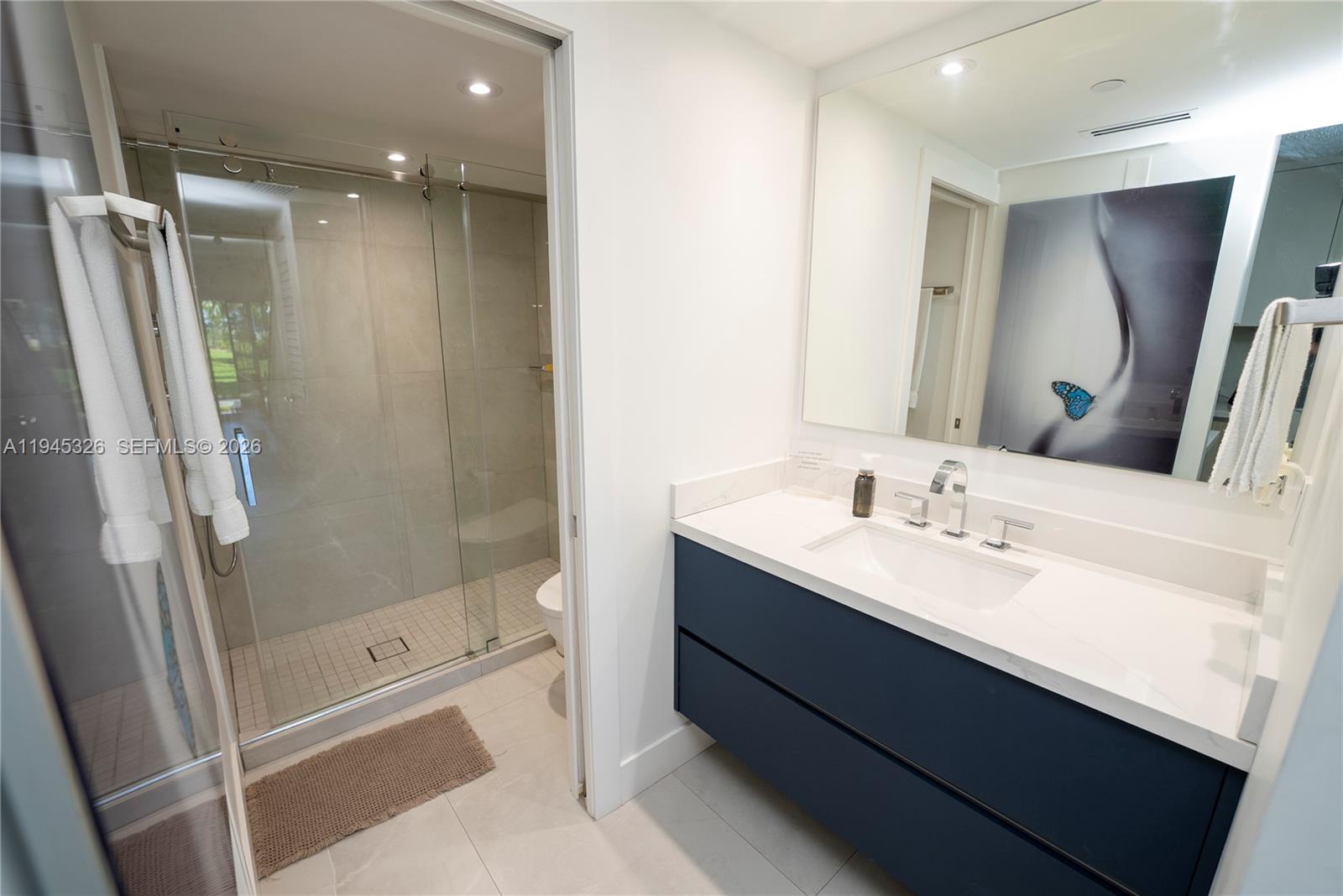 image Casa Del Mar Condos12