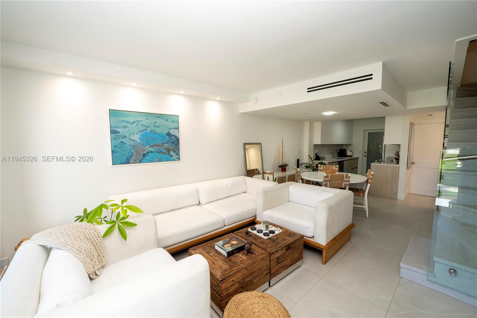 image Casa Del Mar Condos14