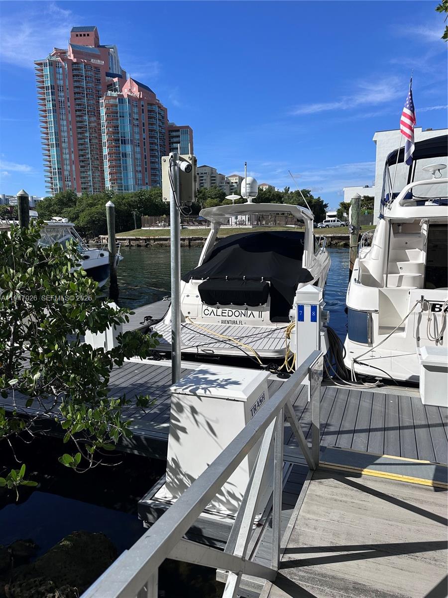 3575 Mystic Pointe Dr