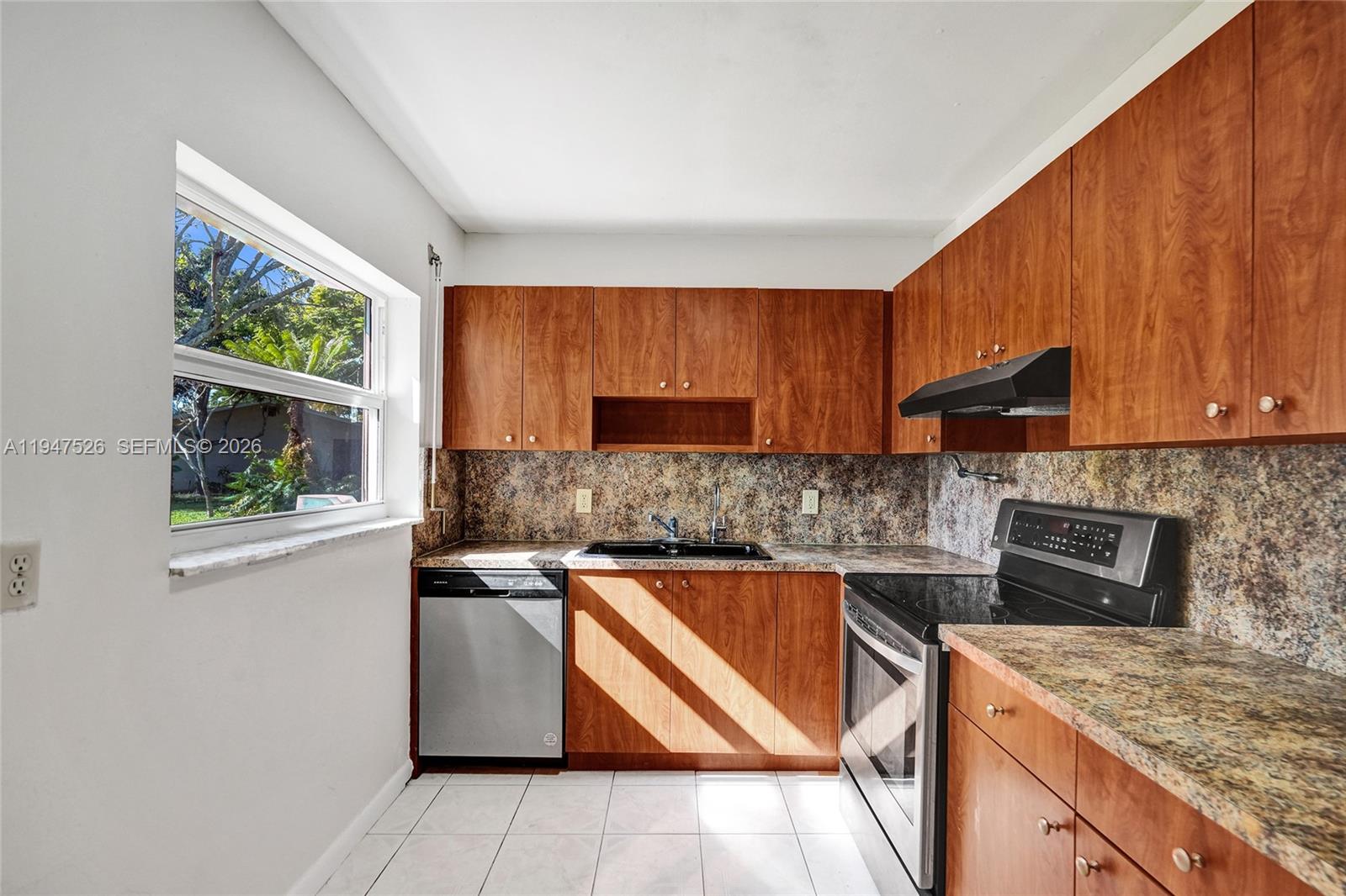 2621 SW Natura Ave Deerfield Beach, FL 33441