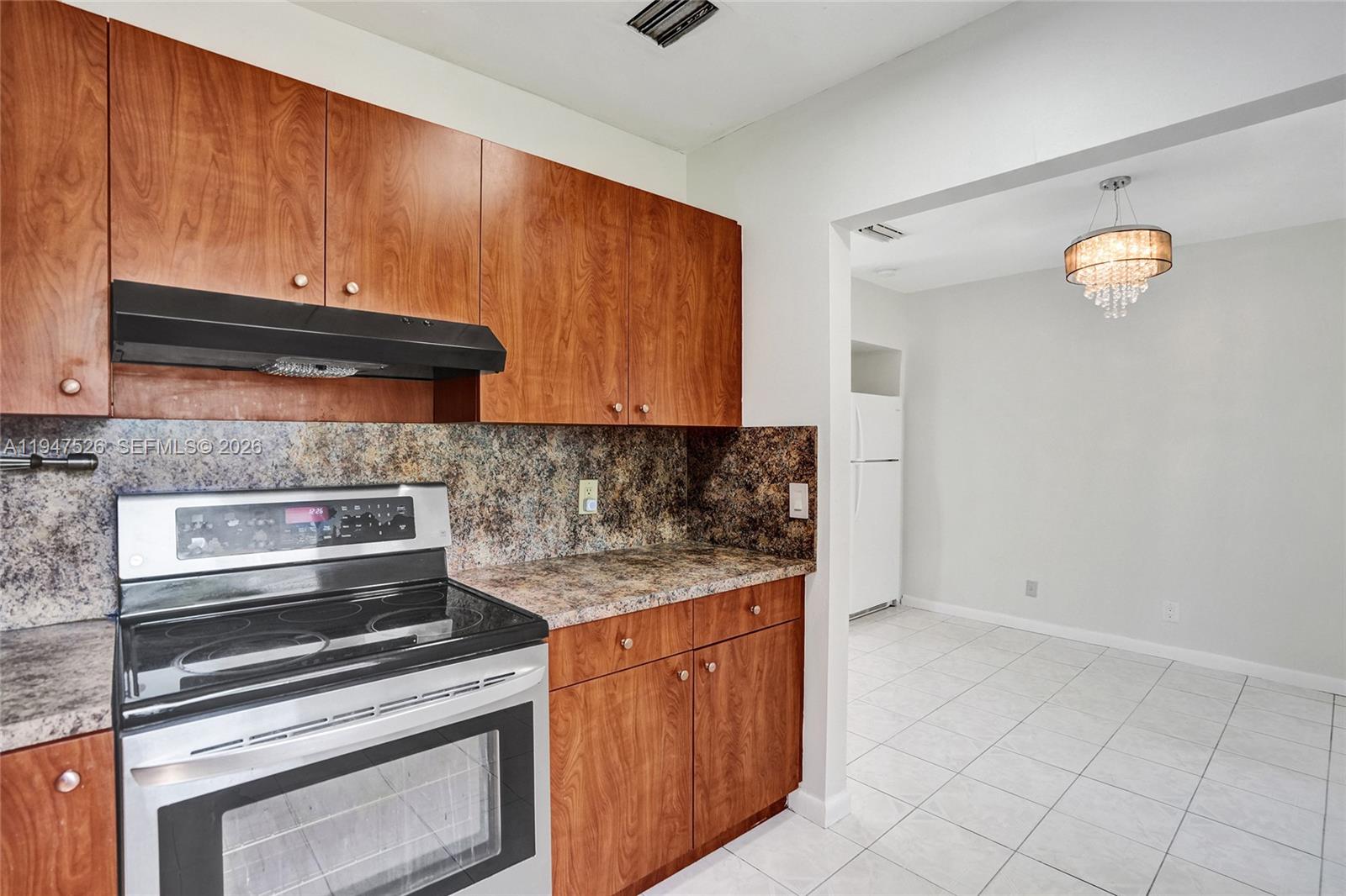 2621 SW Natura Ave Deerfield Beach, FL 33441