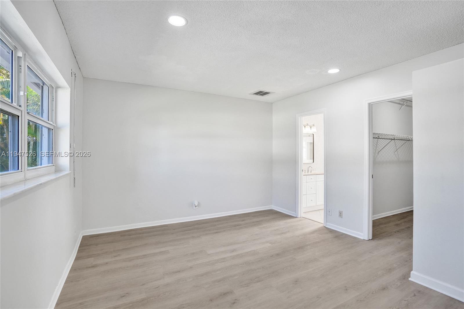 2621 SW Natura Ave Deerfield Beach, FL 33441