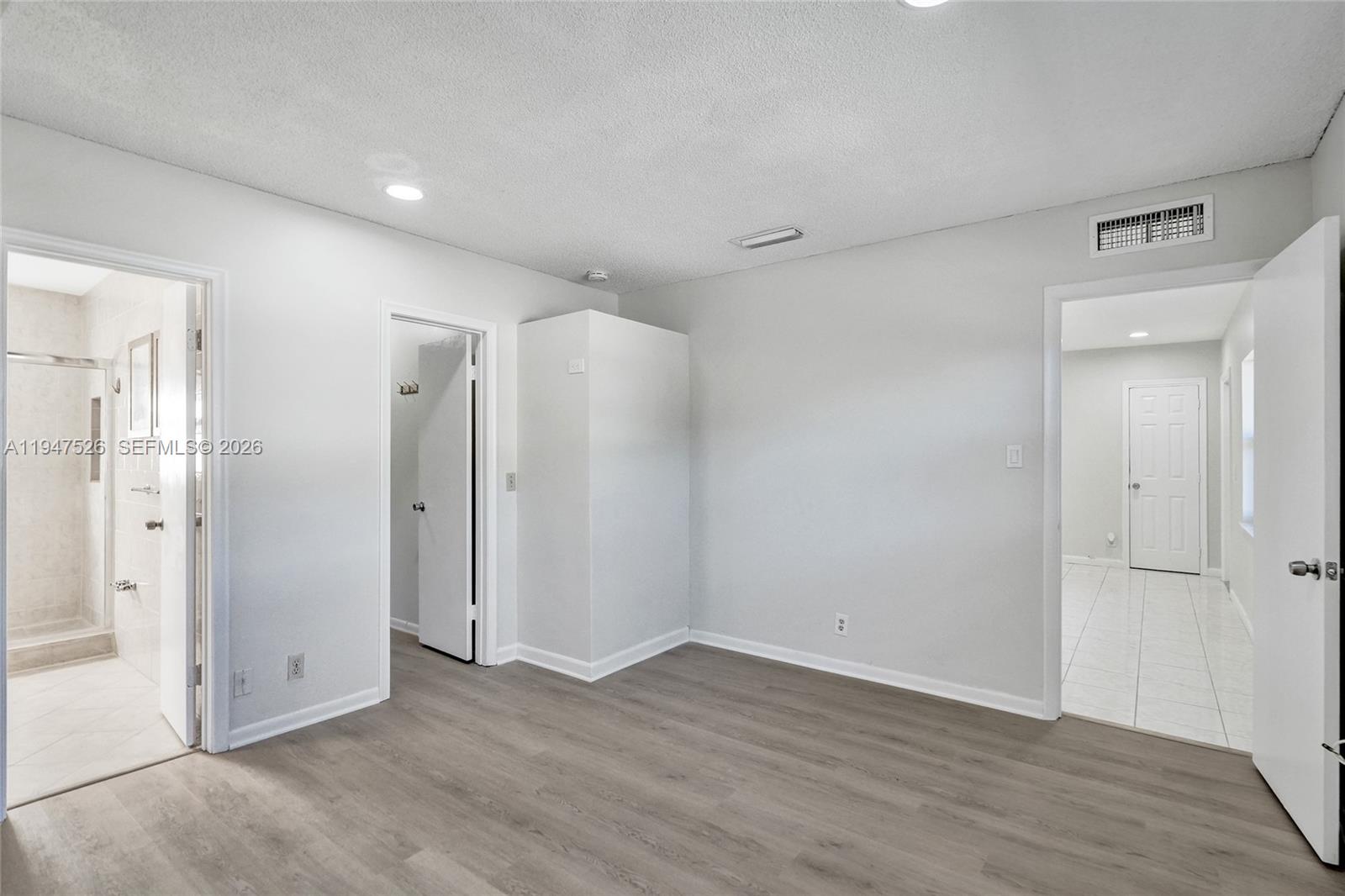 2621 SW Natura Ave Deerfield Beach, FL 33441