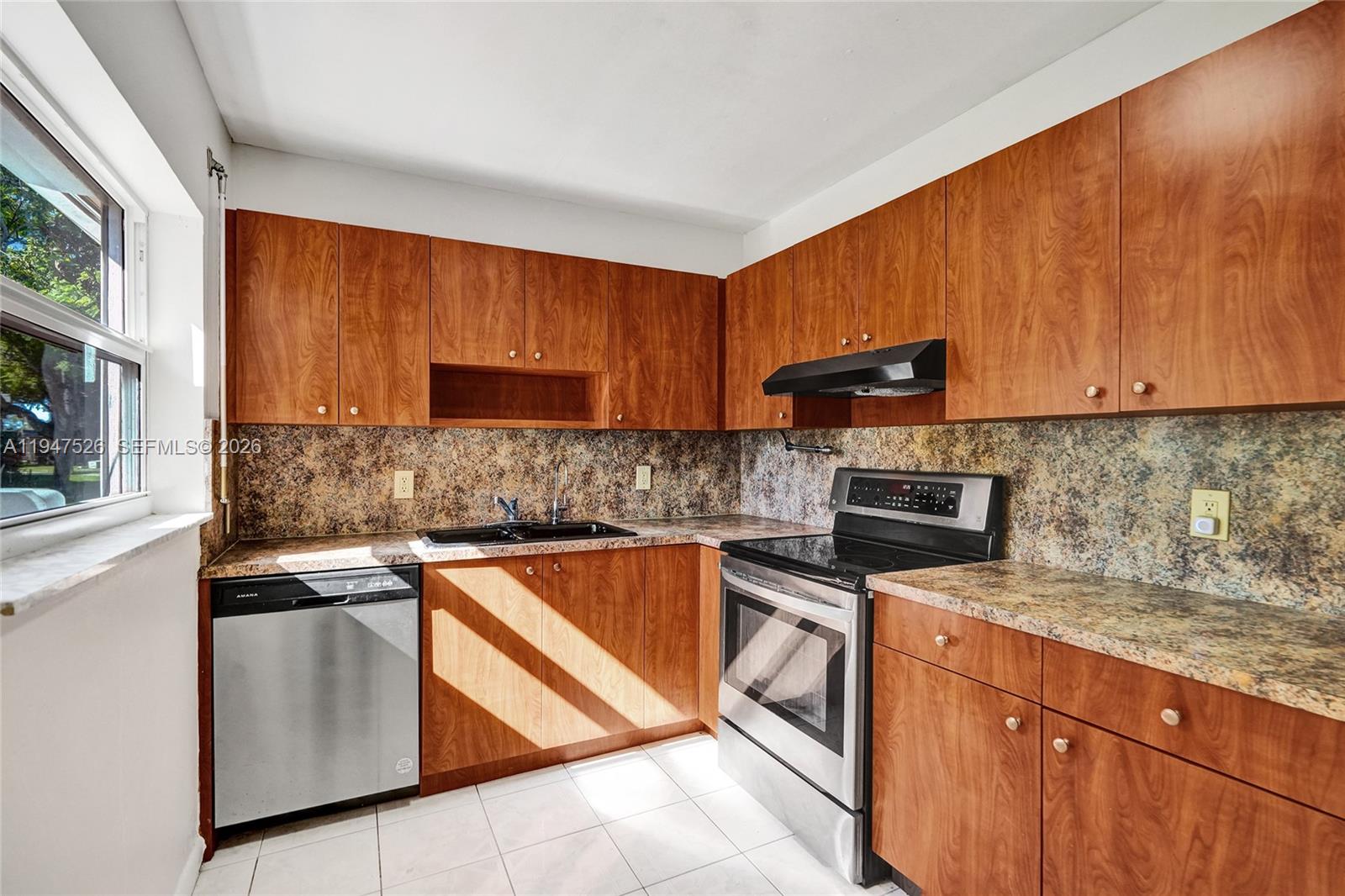 2621 SW Natura Ave Deerfield Beach, FL 33441