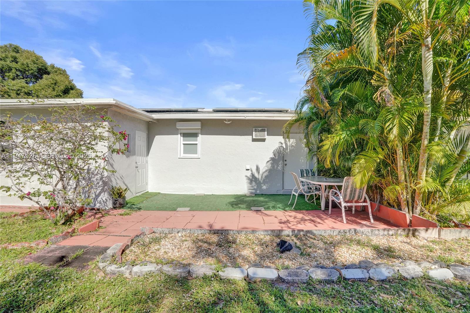 2621 SW Natura Ave Deerfield Beach, FL 33441