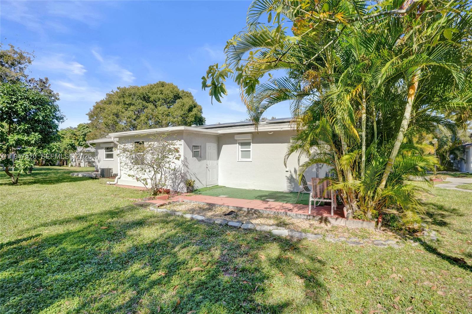 2621 SW Natura Ave Deerfield Beach, FL 33441