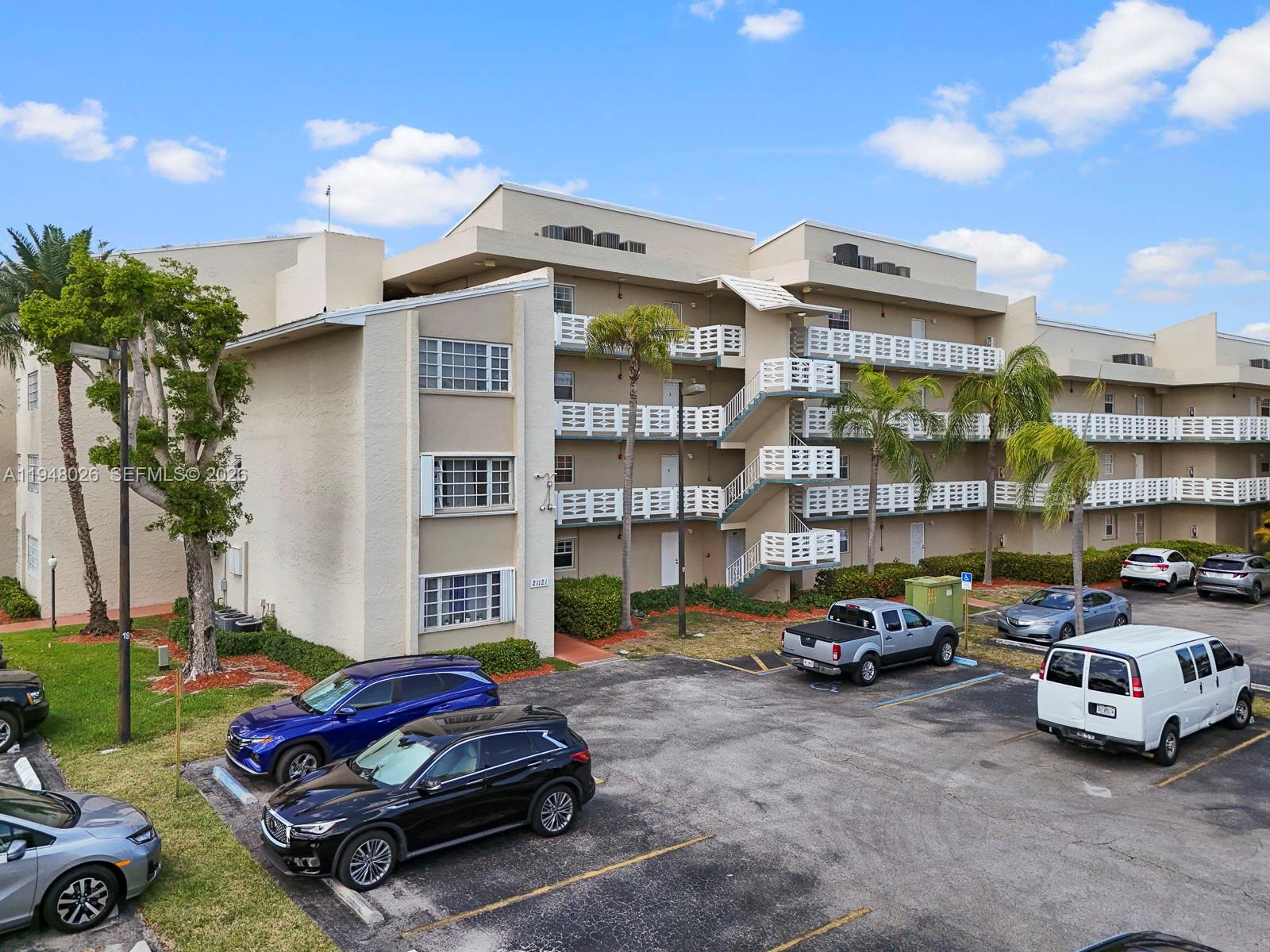 21121 SW 85th Ave #202 Cutler Bay, FL 33189