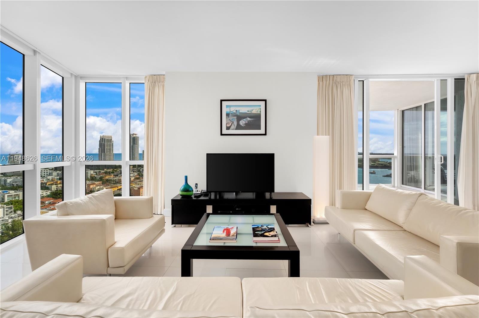 400 Alton Rd #2210 Miami Beach, FL 33139