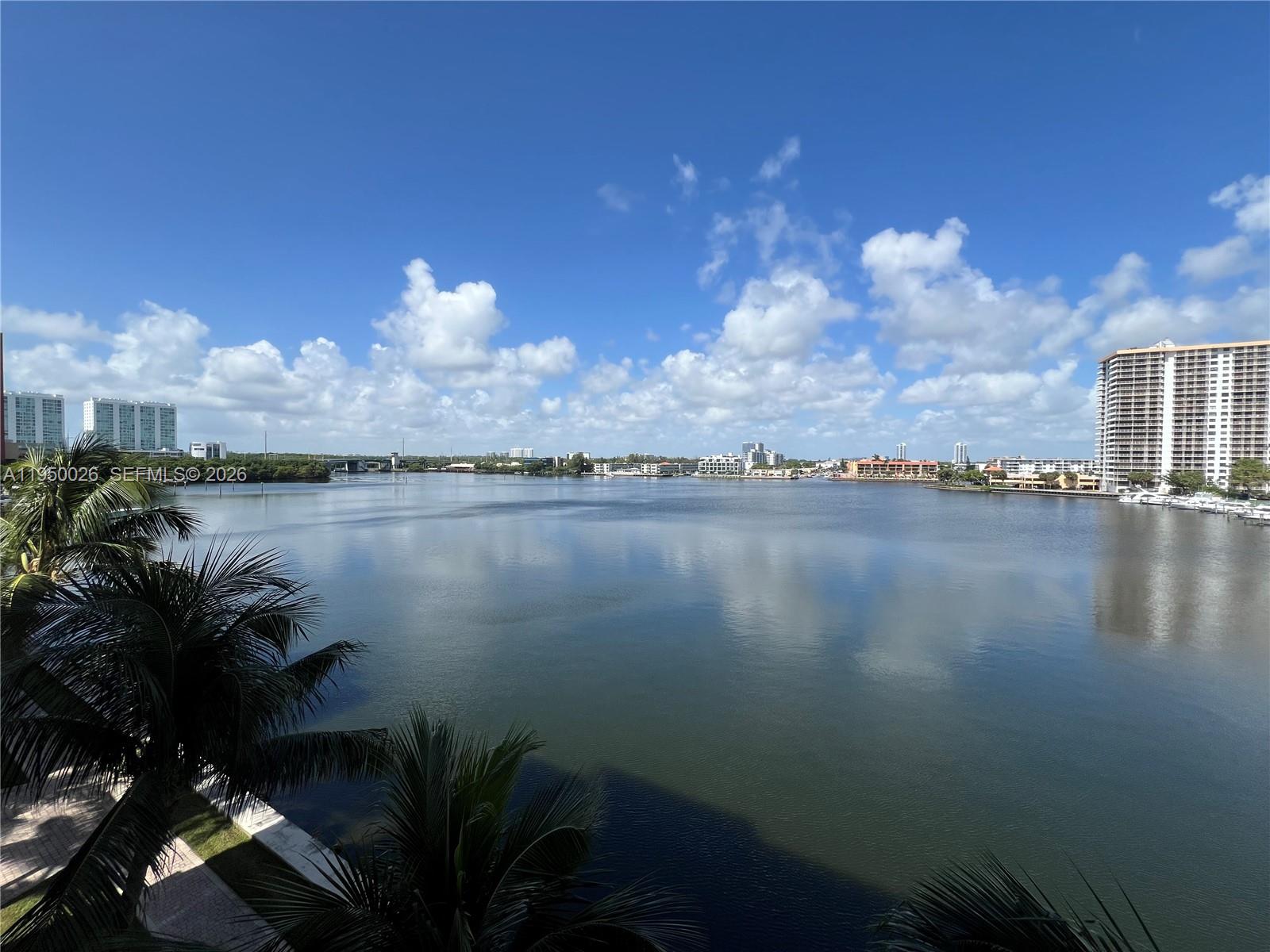 image Porto Bellagio Condo14