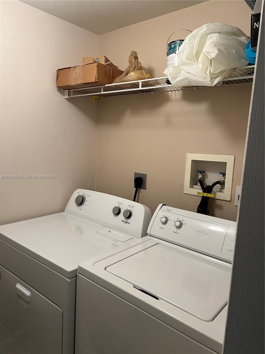 image Porto Bellagio Condo34