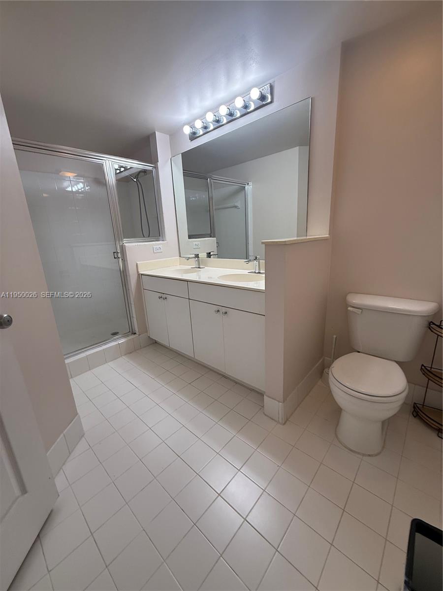 image Porto Bellagio Condo56