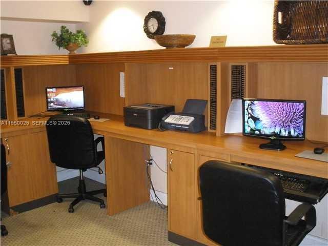 image Porto Bellagio Condo68