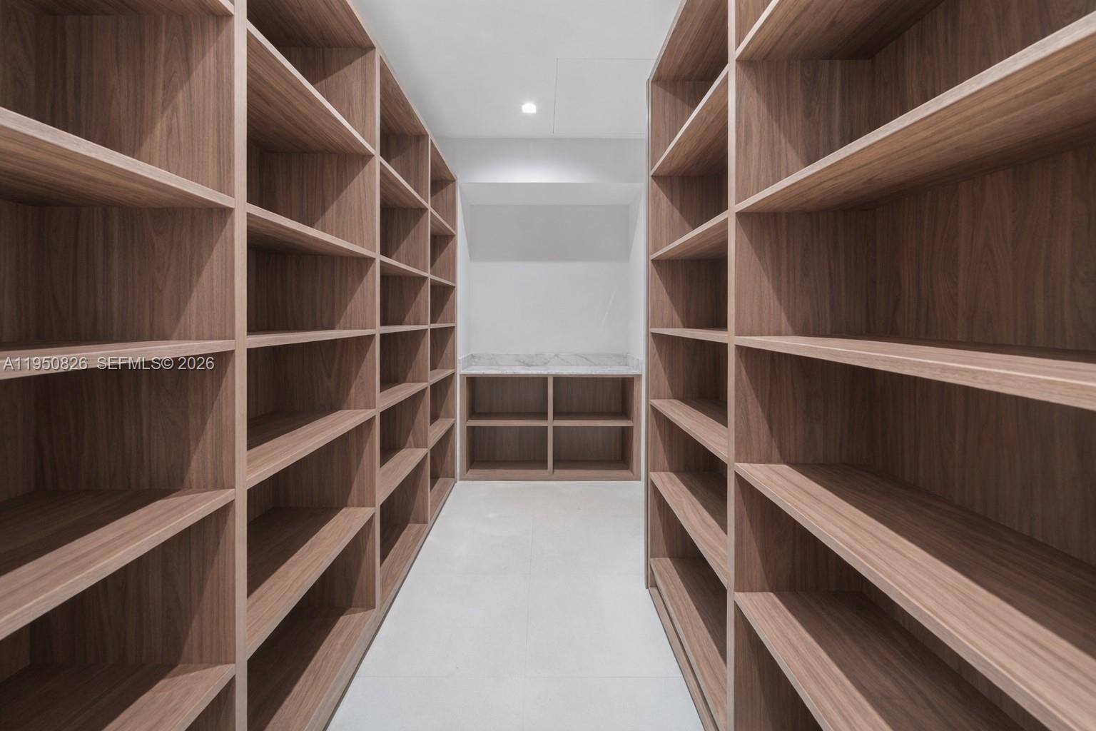 1417 N Venetian Way Miami, FL 33139