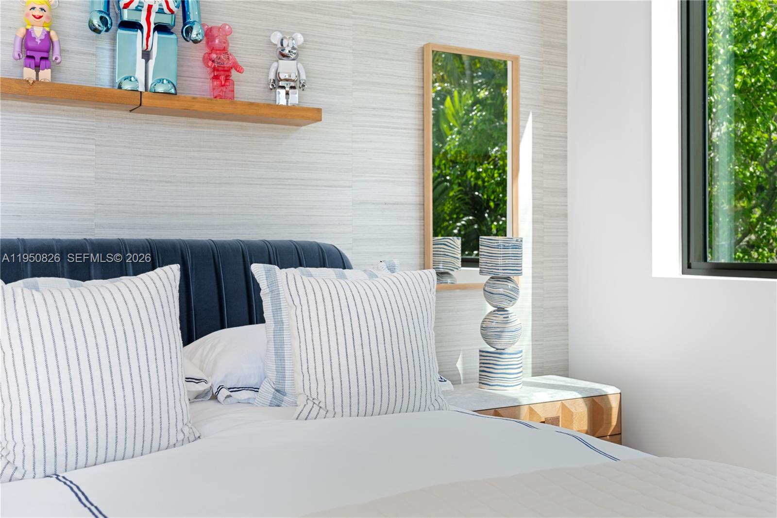 1417 N Venetian Way Miami, FL 33139