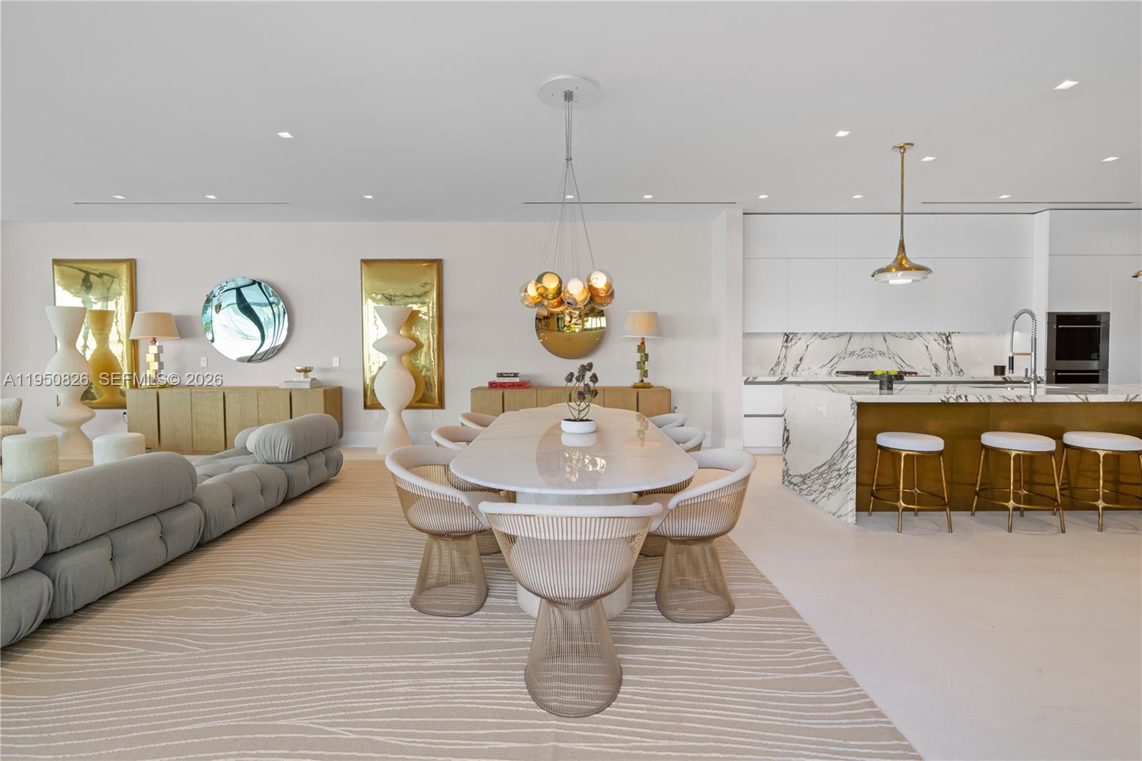 1417 N Venetian Way Miami, FL 33139