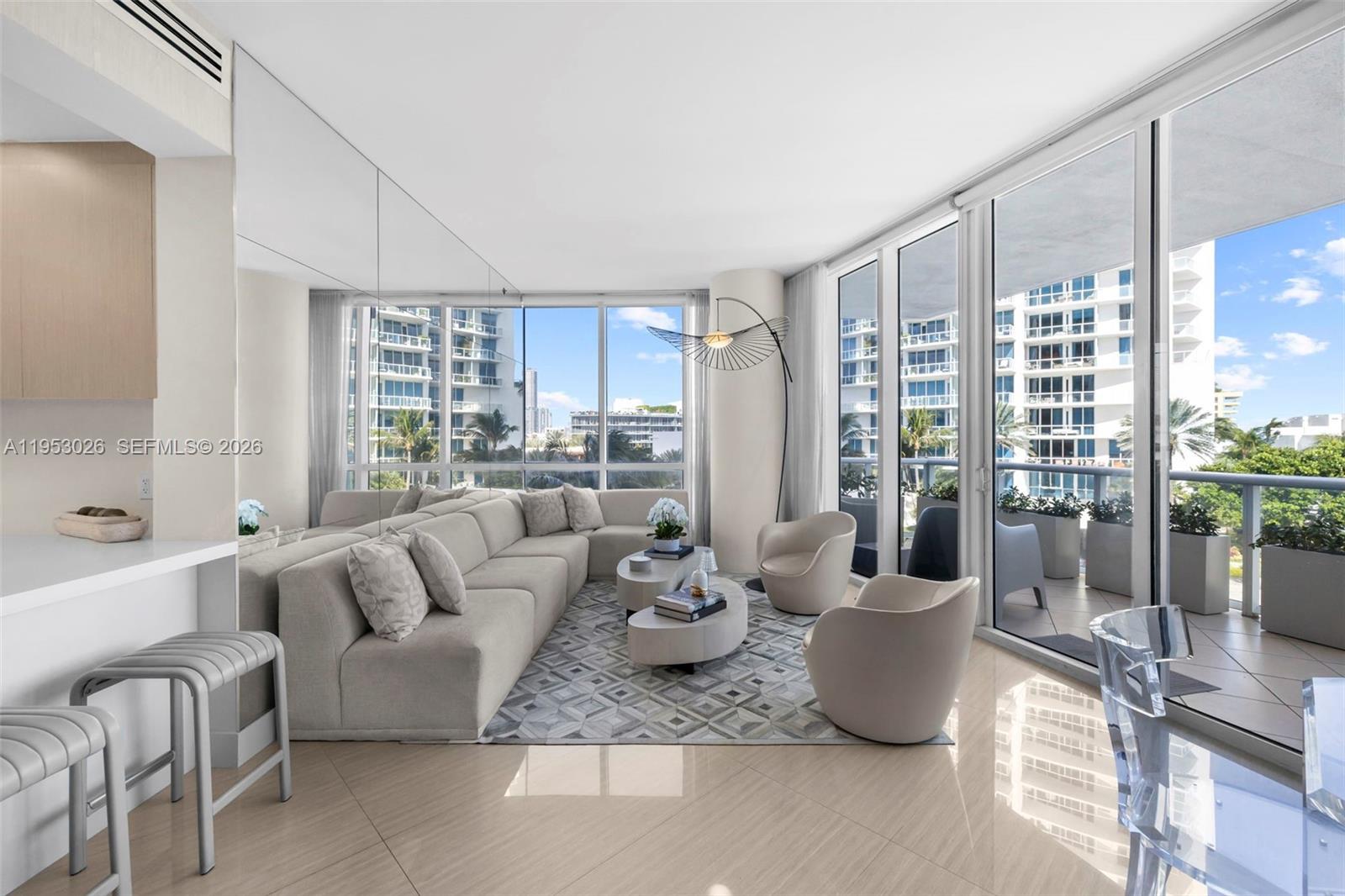 100 S Pointe Dr #509 Miami Beach, FL 33139