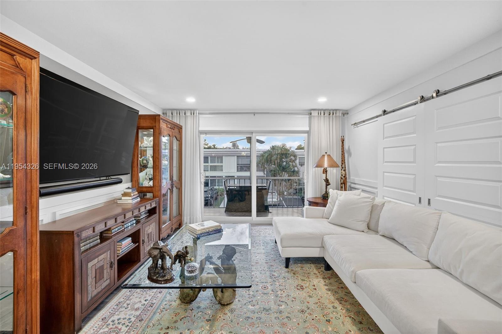 6471 Bay Clb Dr #3 Fort Lauderdale, FL 33308