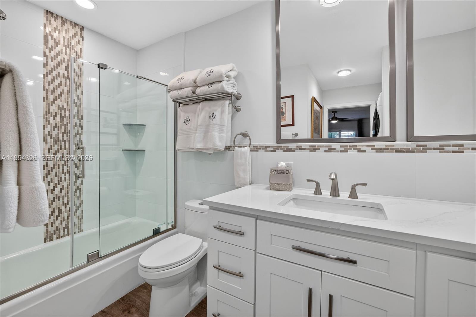 6471 Bay Clb Dr #3 Fort Lauderdale, FL 33308