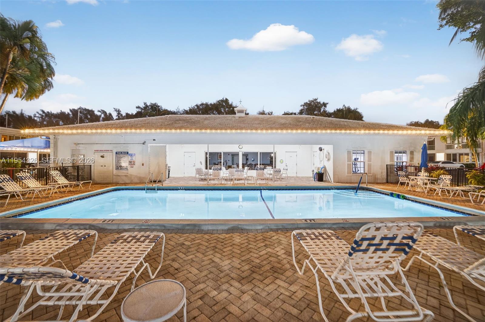 6471 Bay Clb Dr #3 Fort Lauderdale, FL 33308