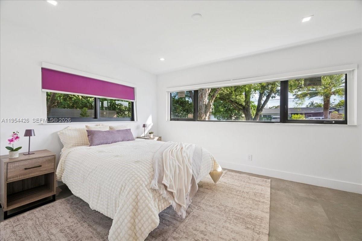 2305 Magnolia Dr North Miami, FL 33181