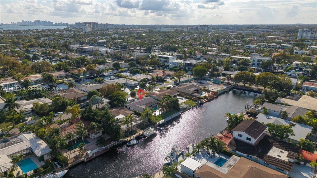 2305 Magnolia Dr North Miami, FL 33181