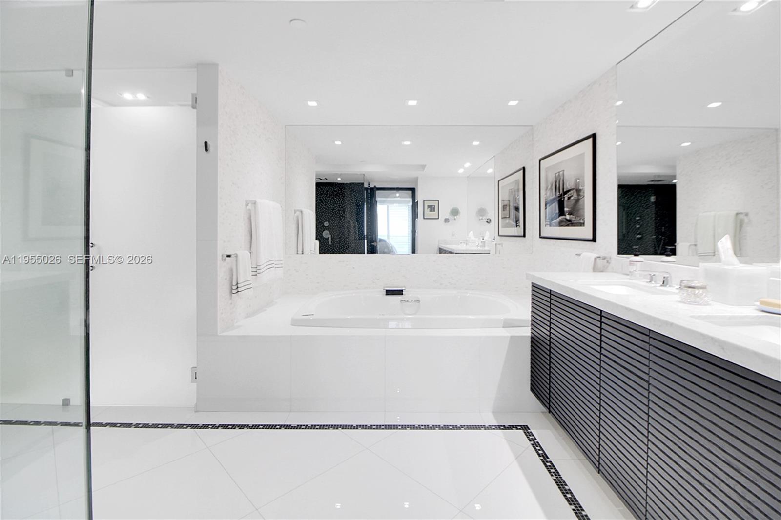 image Jade at Brickell Bay20