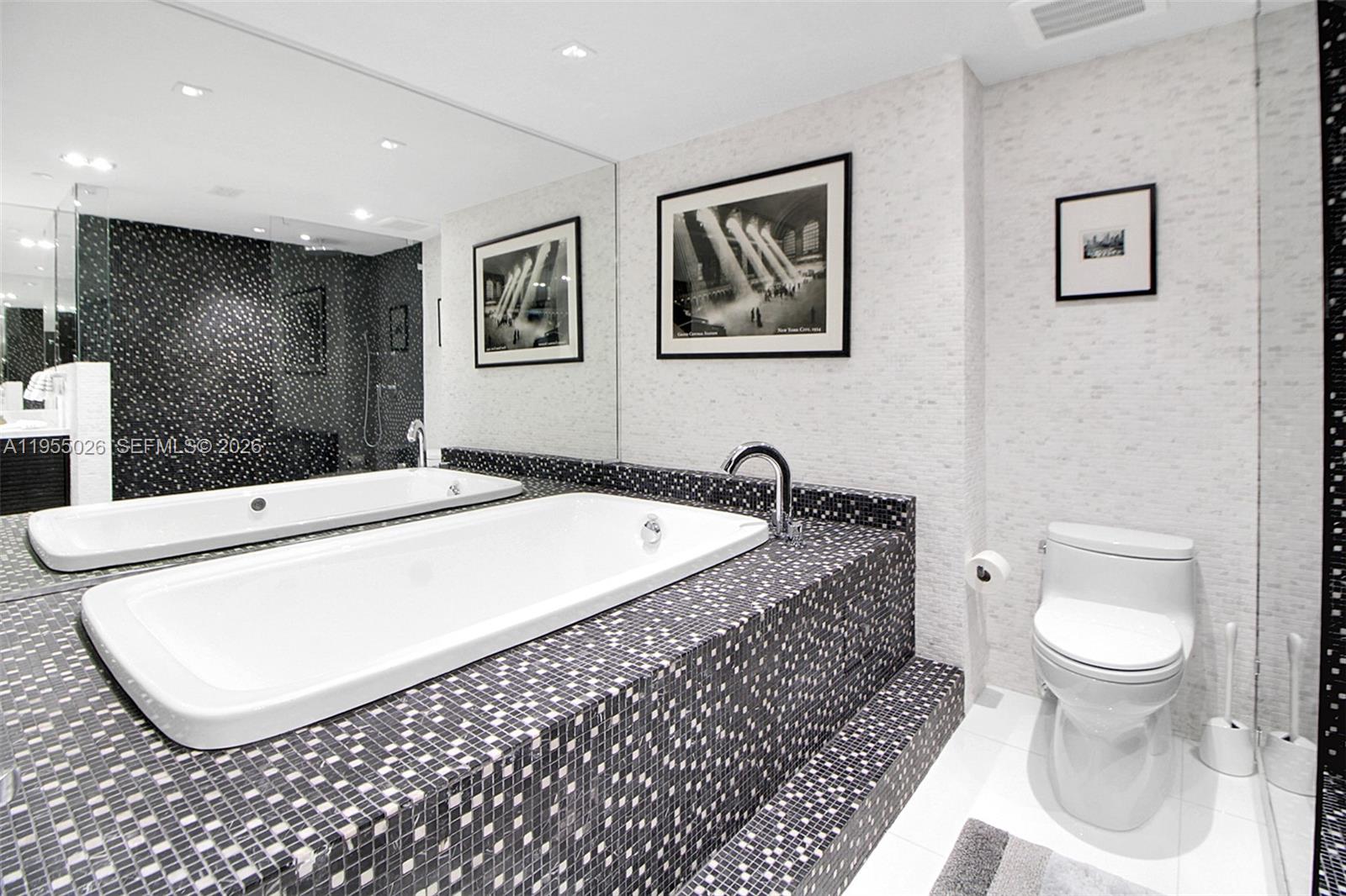 image Jade at Brickell Bay34