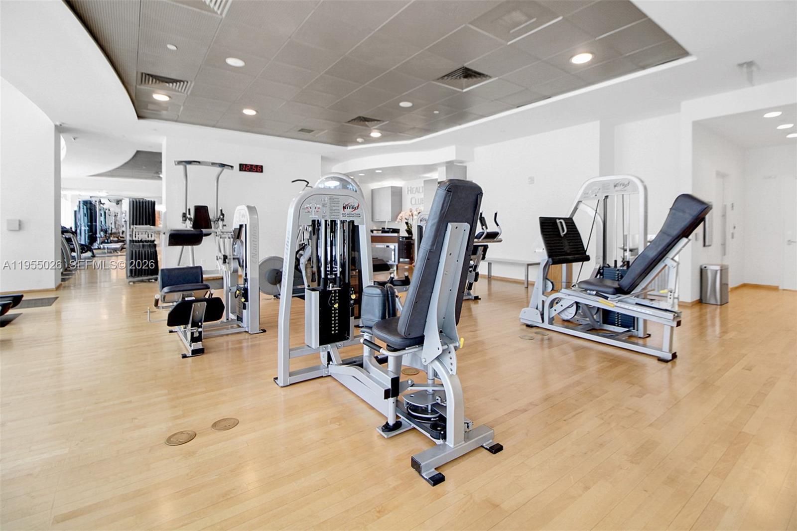 image Jade at Brickell Bay60