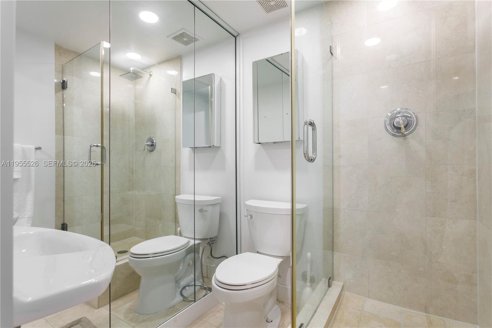 765 Crandon Blvd #506 Key Biscayne, FL 33149