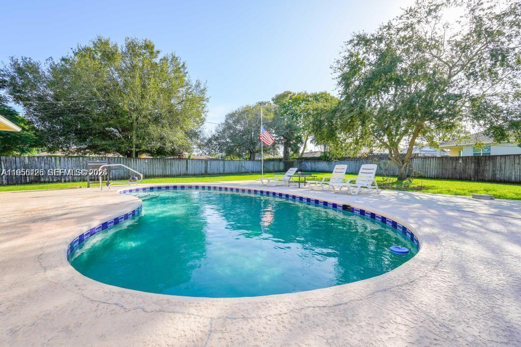 714 NE Lanfair St Port St Lucie, FL 34983