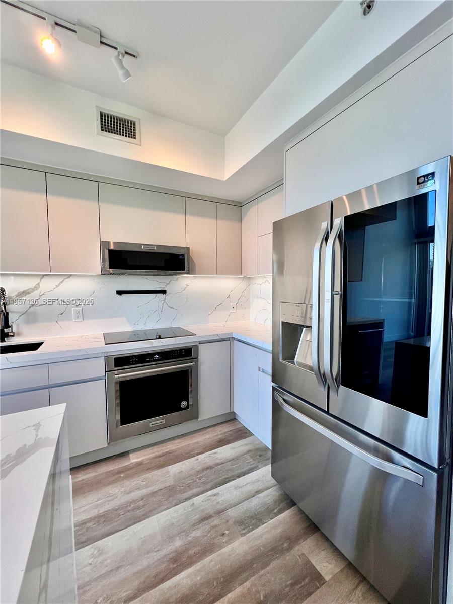 image The Ivy at Riverfront4