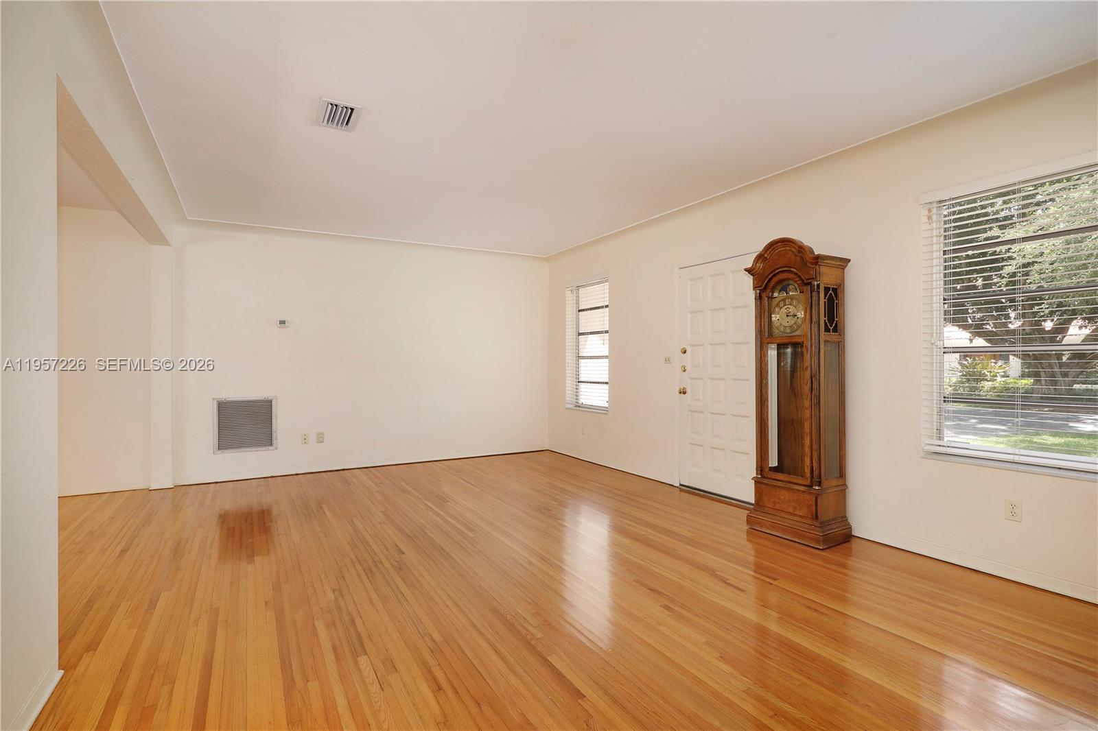 5610 San Vicente St Coral Gables, FL 33146