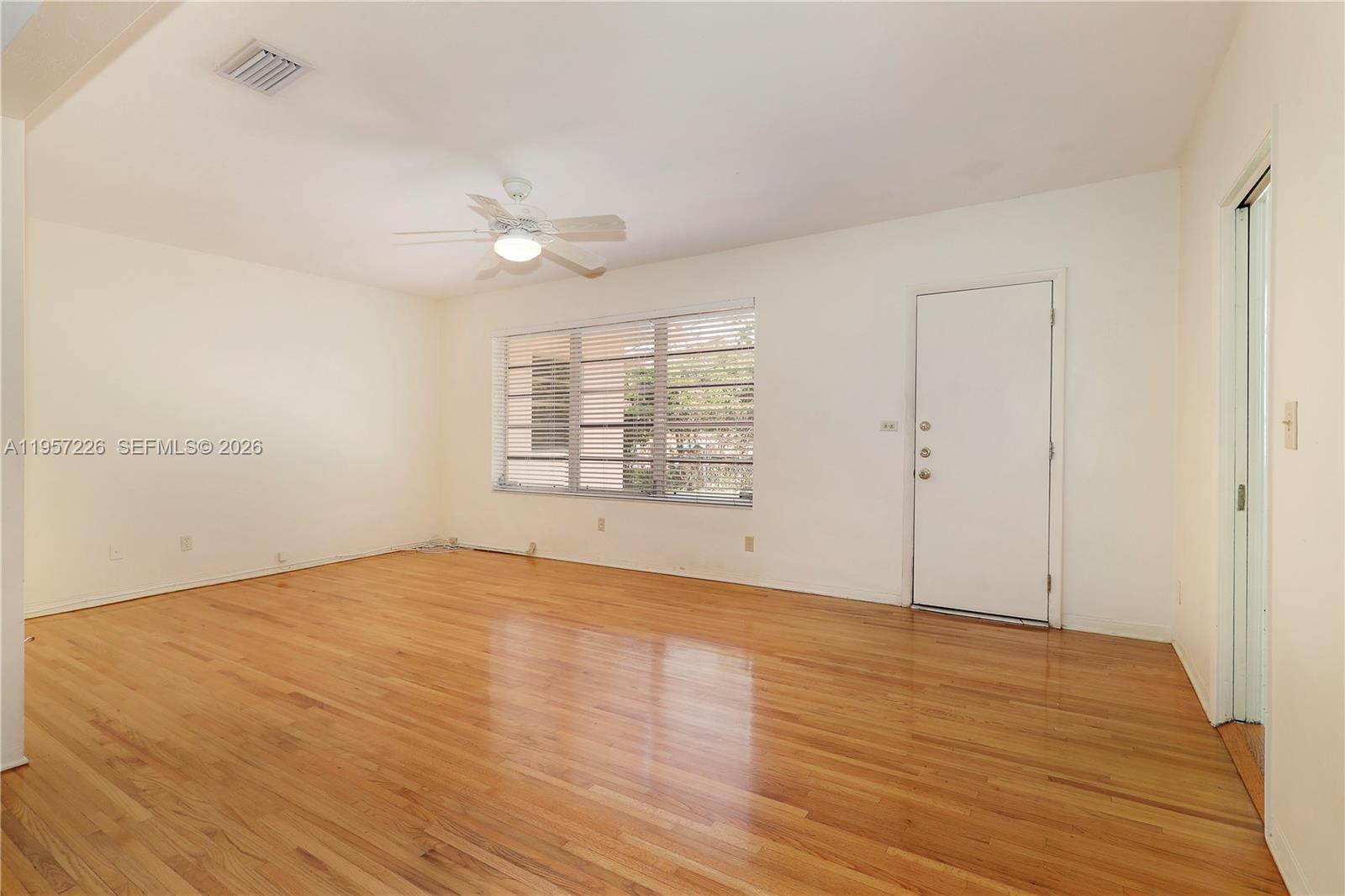 5610 San Vicente St Coral Gables, FL 33146