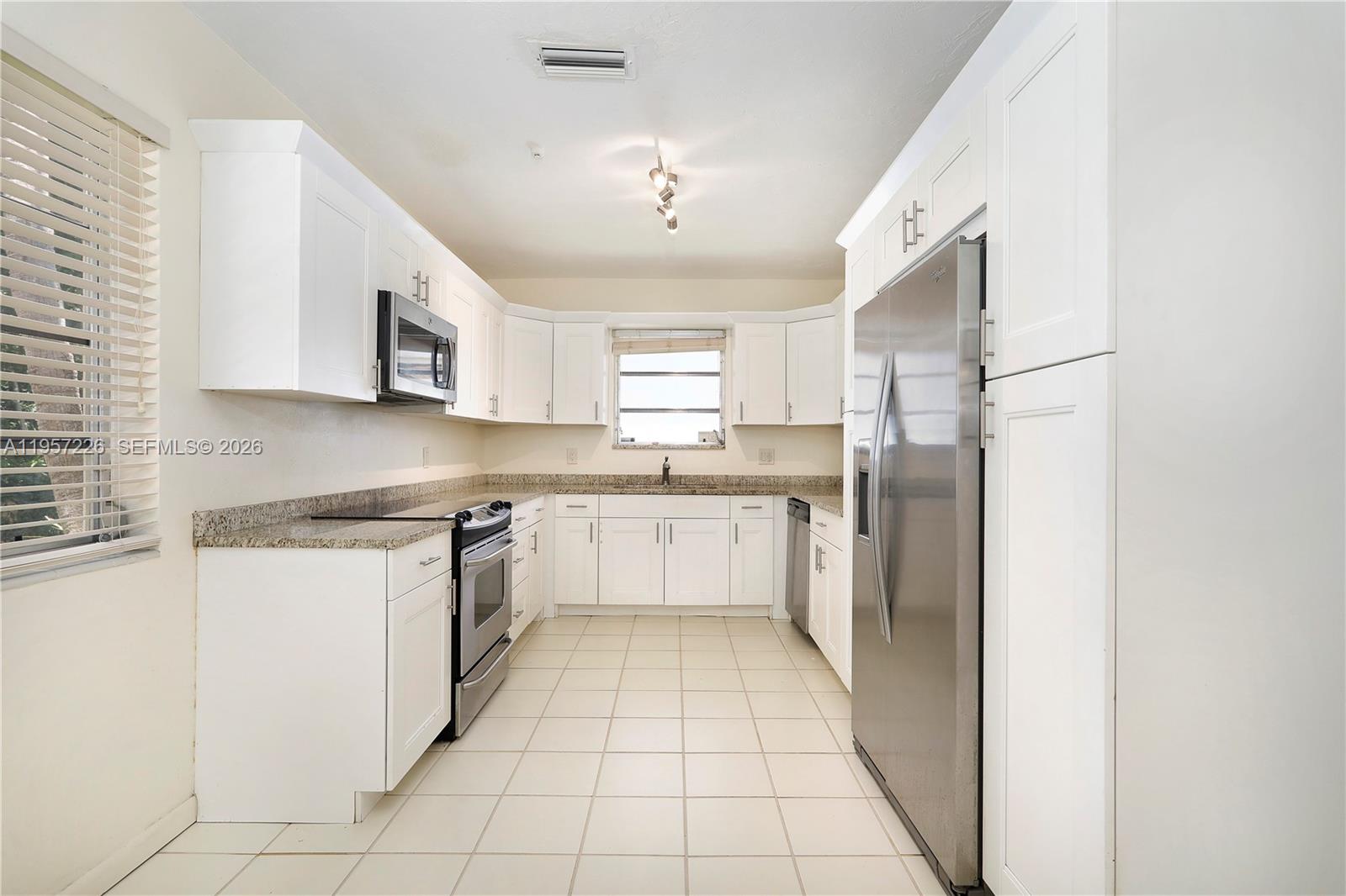 5610 San Vicente St Coral Gables, FL 33146