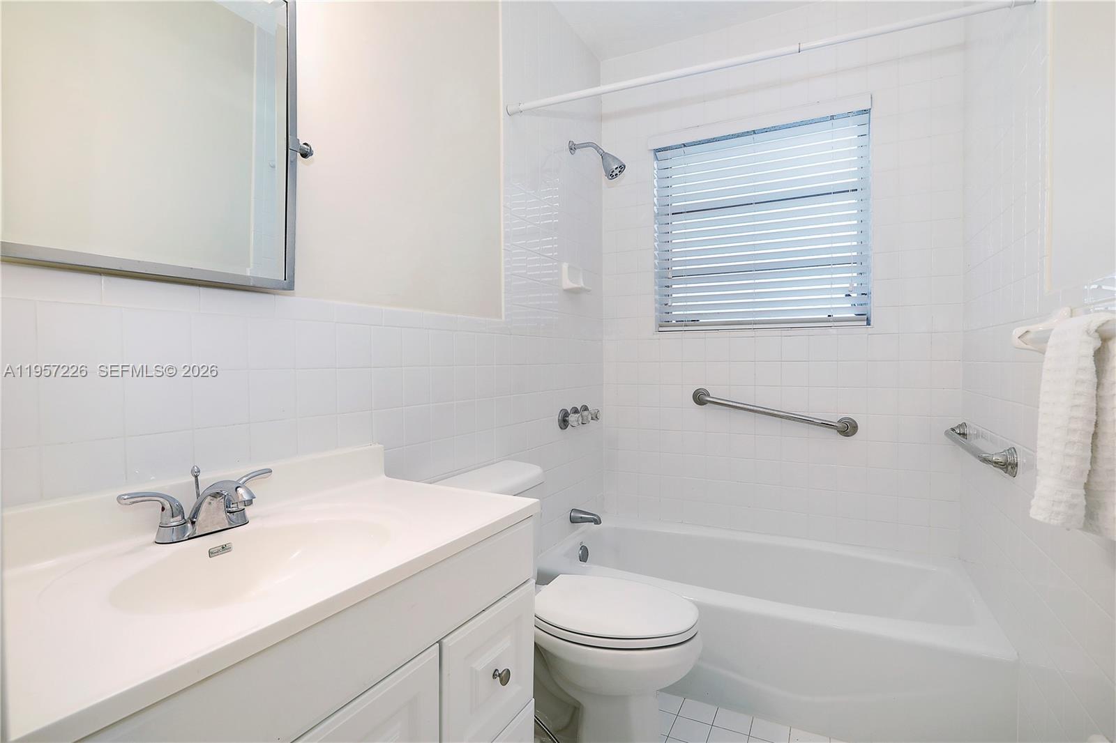 5610 San Vicente St Coral Gables, FL 33146