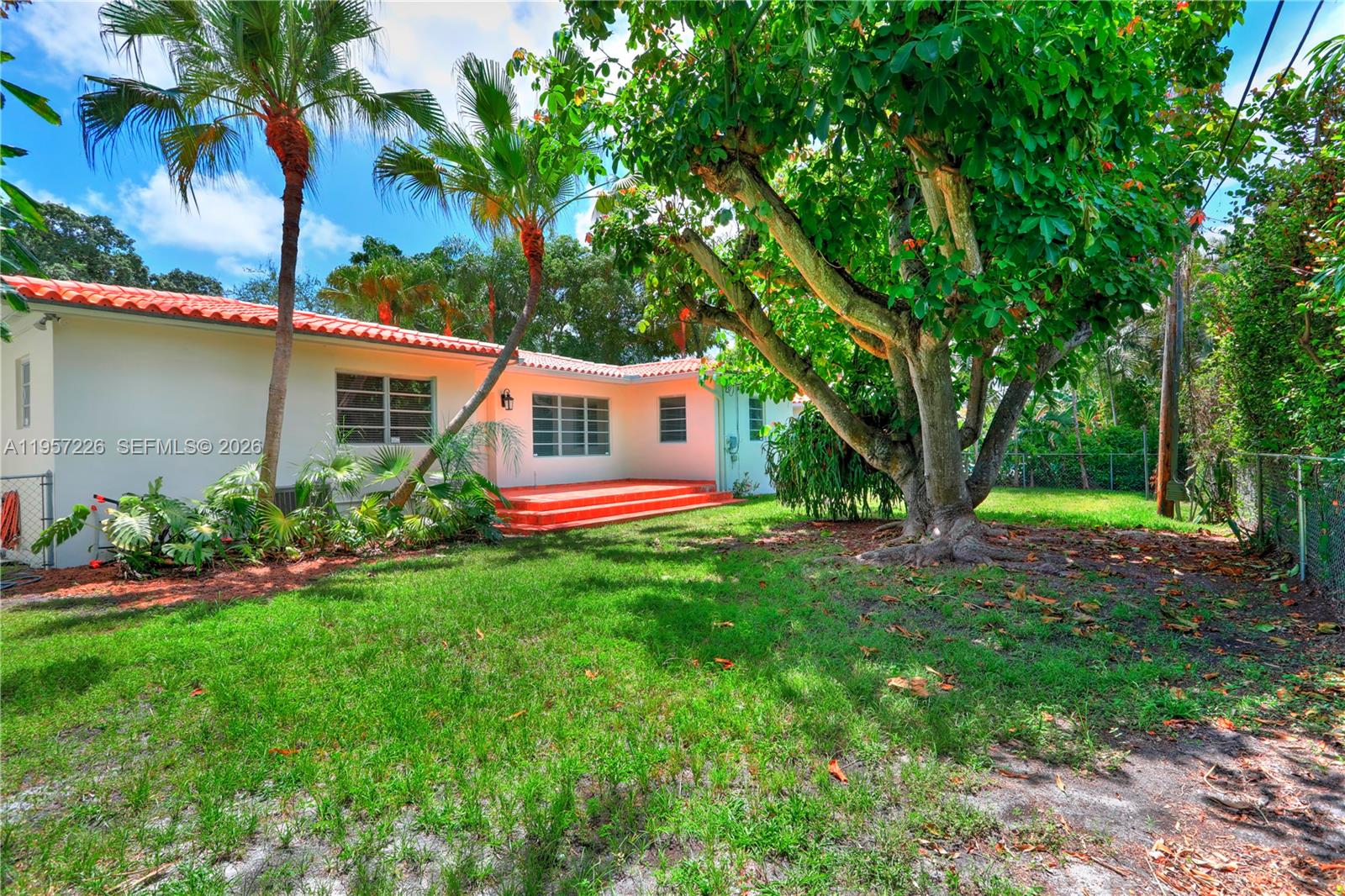 5610 San Vicente St Coral Gables, FL 33146