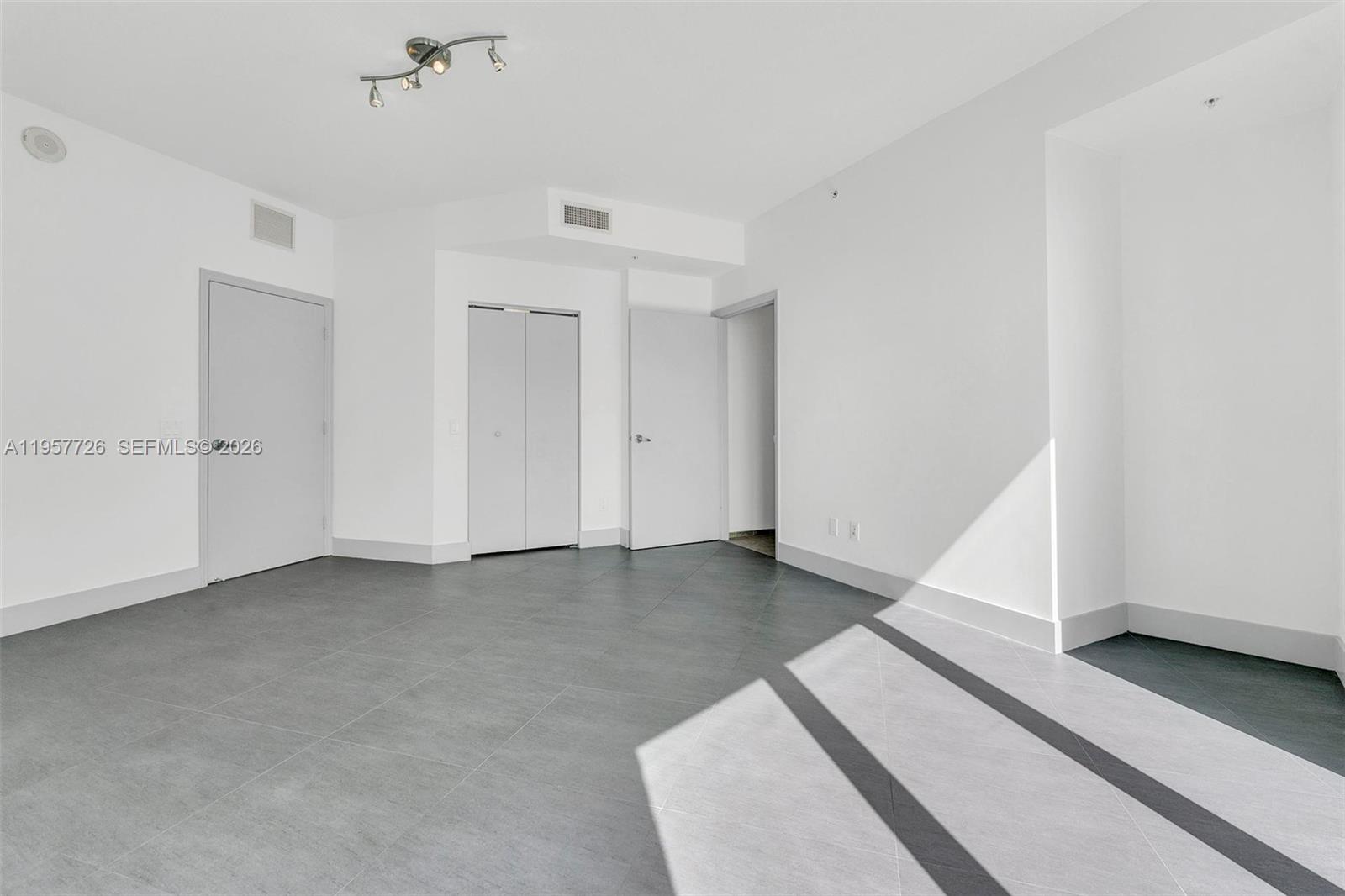 image Infinity at Brickell20