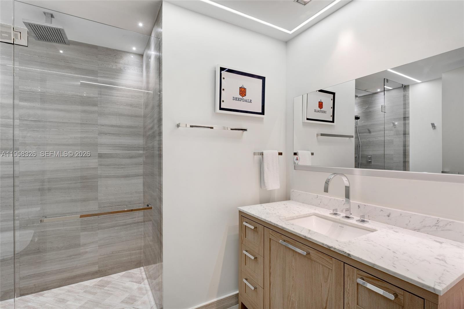 350 Ocean Dr #701N Key Biscayne, FL 33149