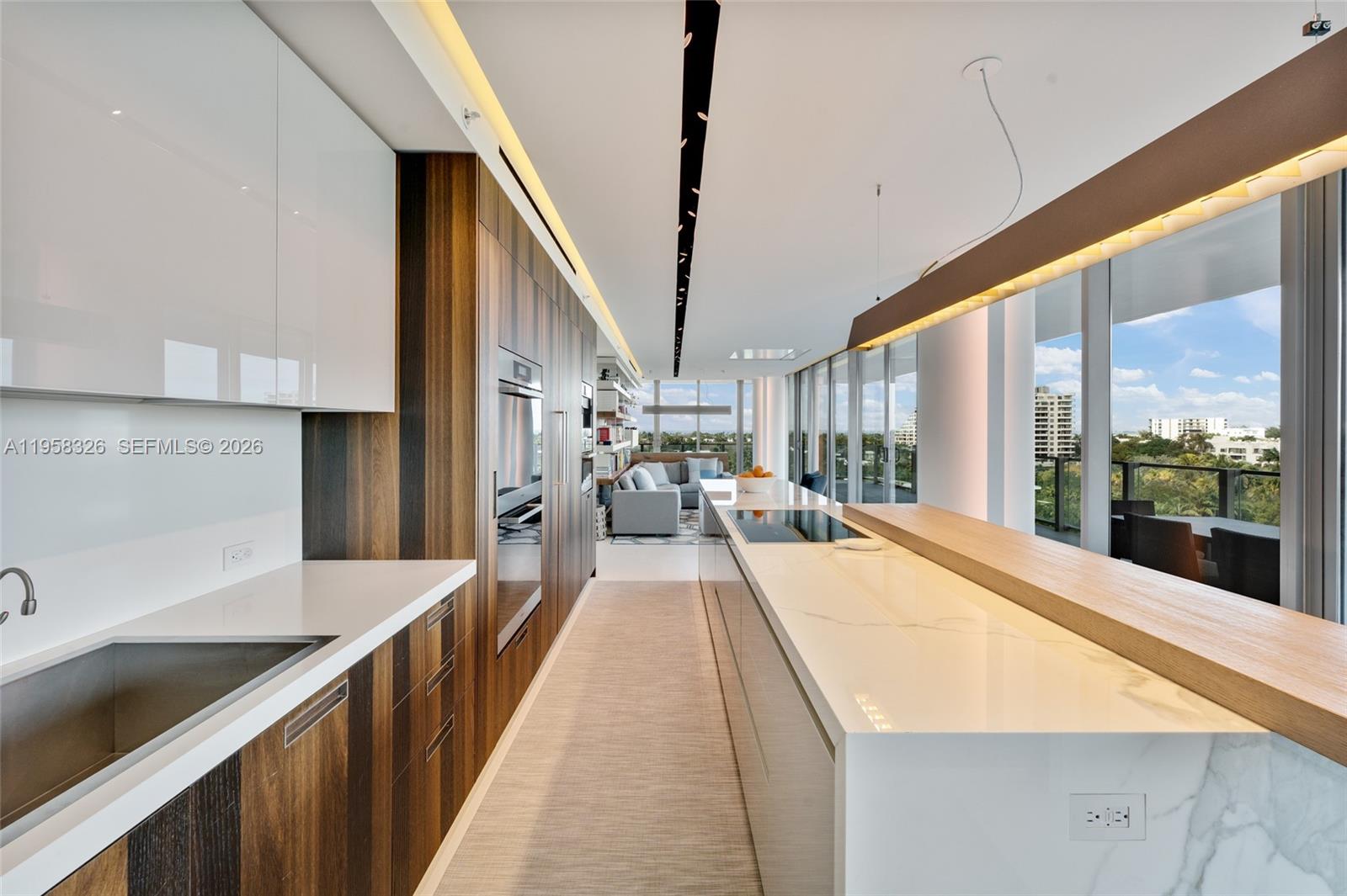 350 Ocean Dr #701N Key Biscayne, FL 33149