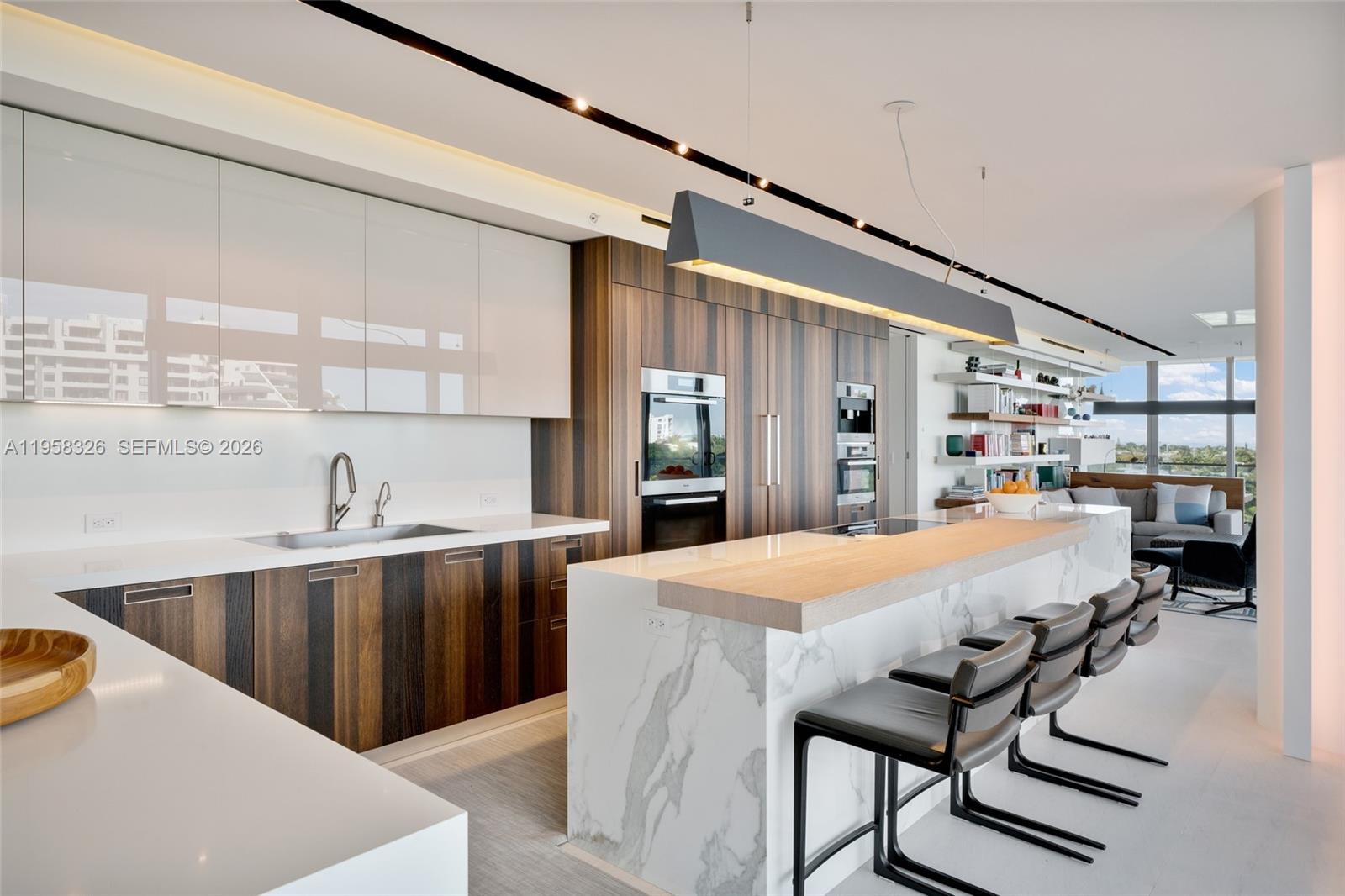 350 Ocean Dr #701N Key Biscayne, FL 33149