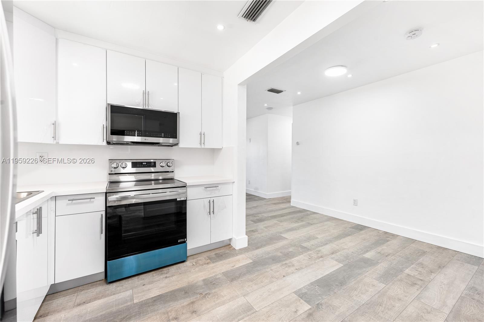 11970 SW 177th Ter Miami, FL 33177