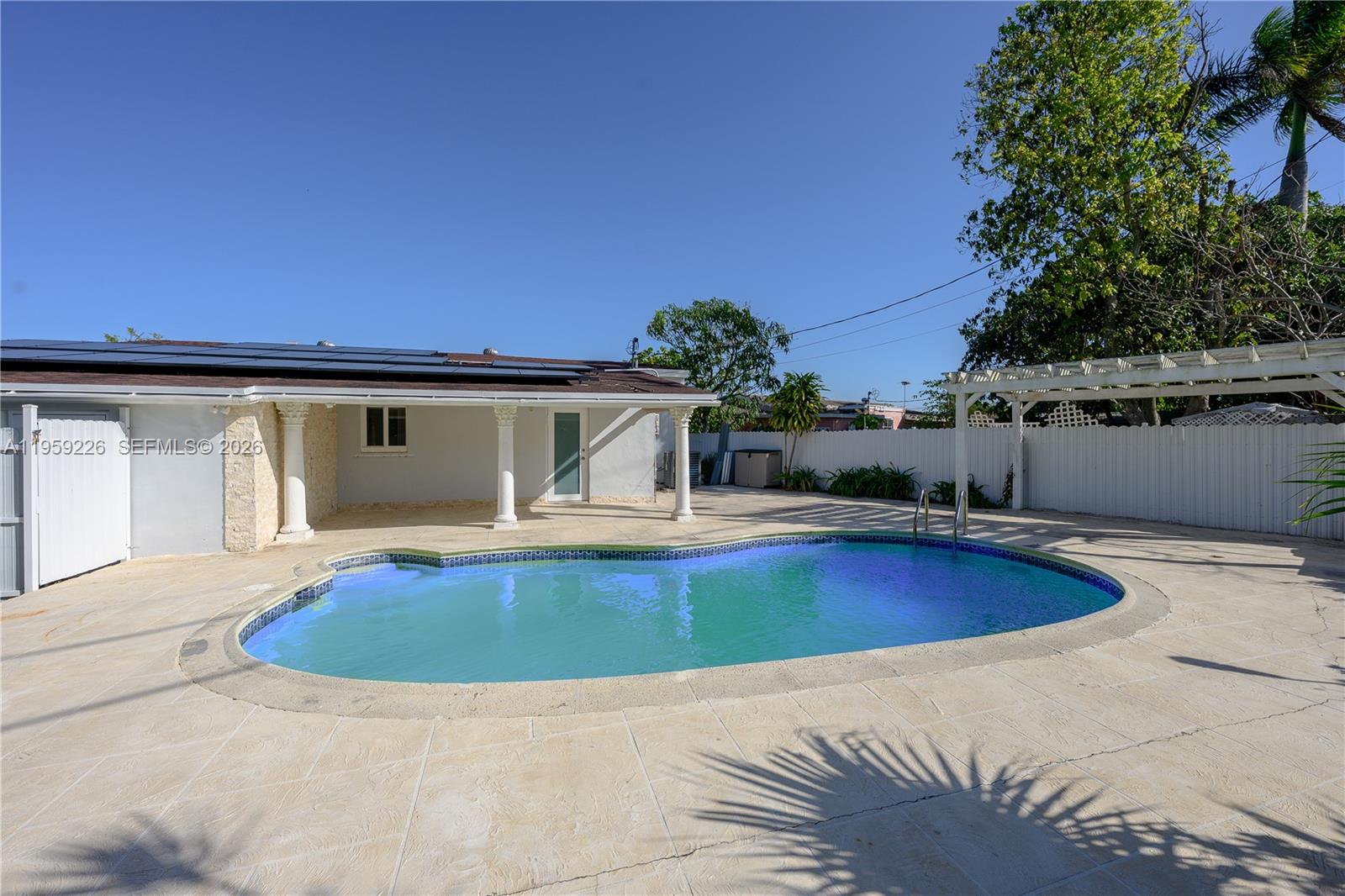 11970 SW 177th Ter Miami, FL 33177